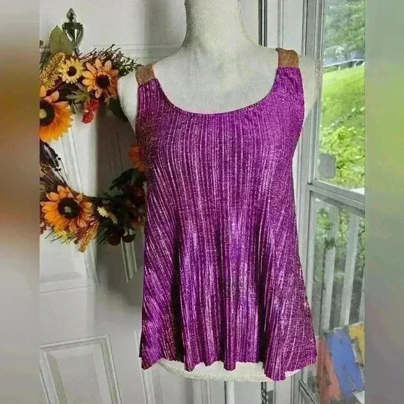 Purple and gold metallic tank top juniors medium - Picture 1 of 3